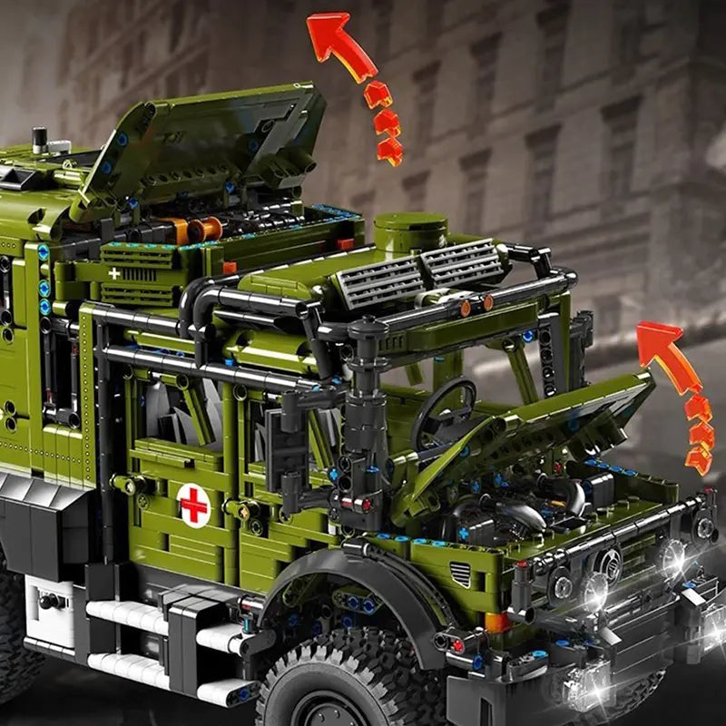 Armoured Military Ambulance 3849pcs MySite