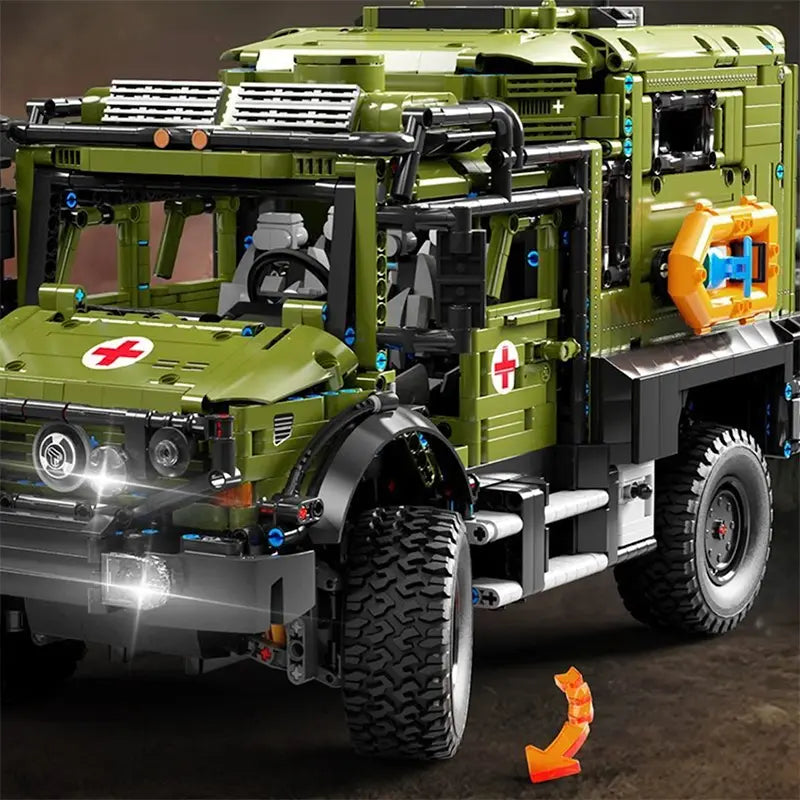 Armoured Military Ambulance 3849pcs MySite